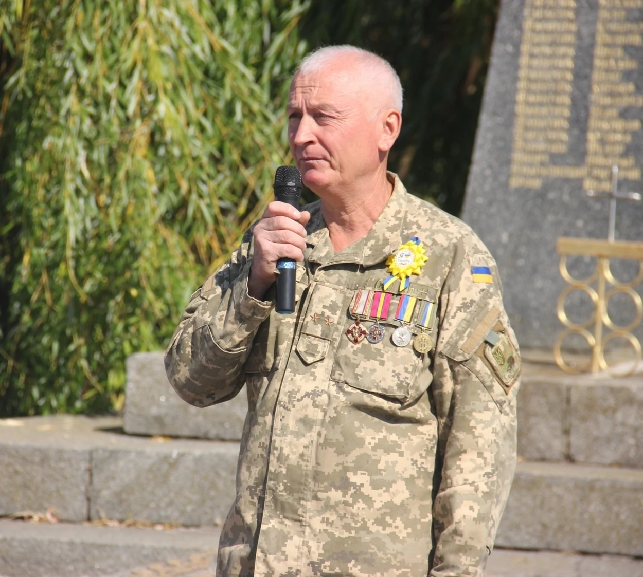 Така важлива для пам’яті хвилина: у селі Іванівської громади щодня вшановують полеглих на війні