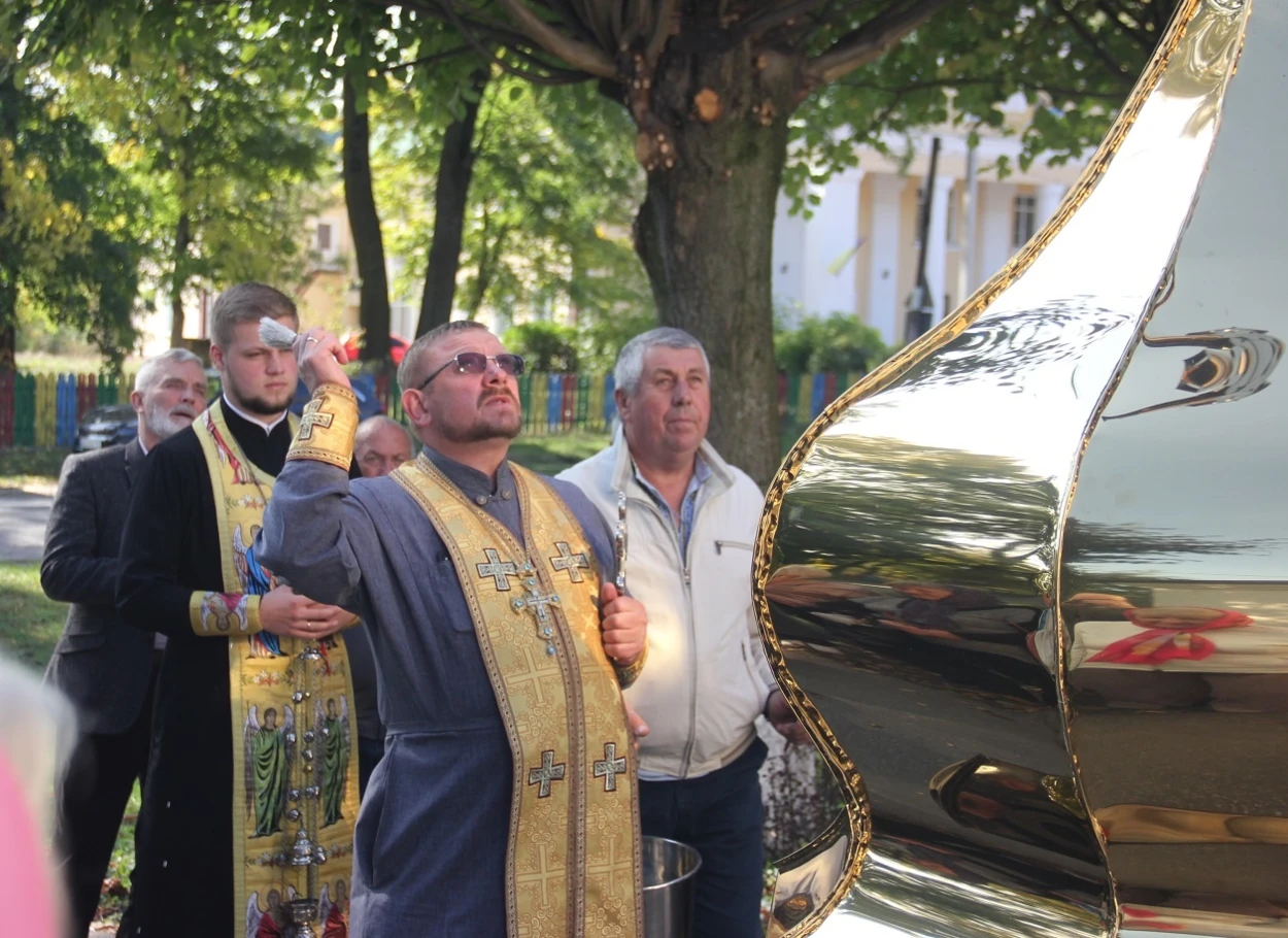Родина полеглого воїна із Дружелюбівки пожертвувала кошти на виготовлення церковної бані