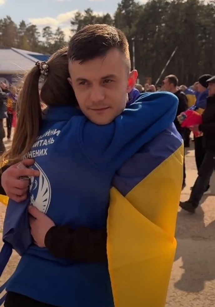 Перші хвилини на українській землі після полону