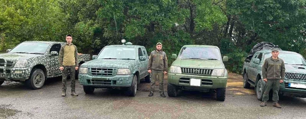Ці позашляховики вже допомагають нашим хлопцям на фронті