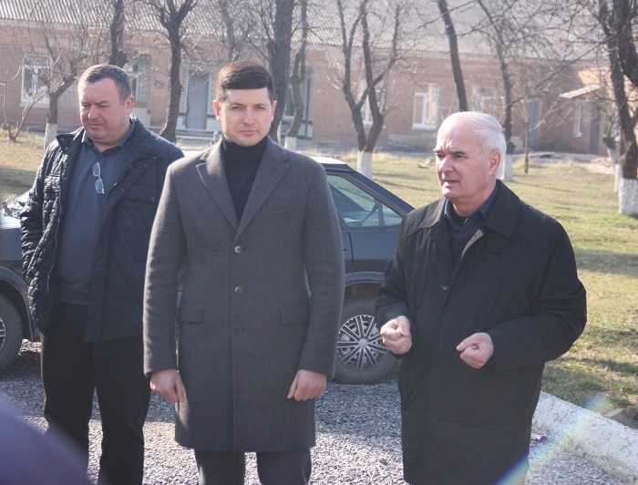 Голова райради Василь Поліщук (праворуч) і голова РДА Олександр Дмитрук