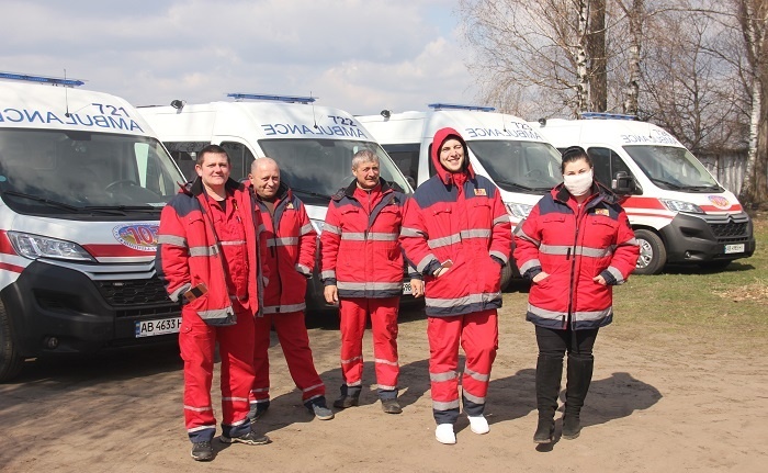 За сорок днів боротьби з коронавірусом у Калинівці не заразився жоден медик швидкої.