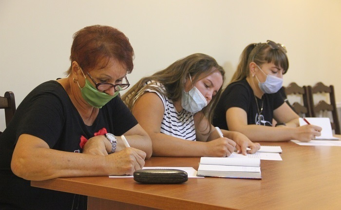 Галина Буняк. Тетяна Сташок, Марина Грепечук (зліва праворуч_