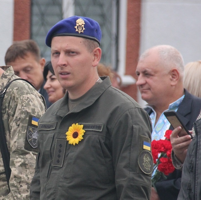 Символ цього дня - соняшник