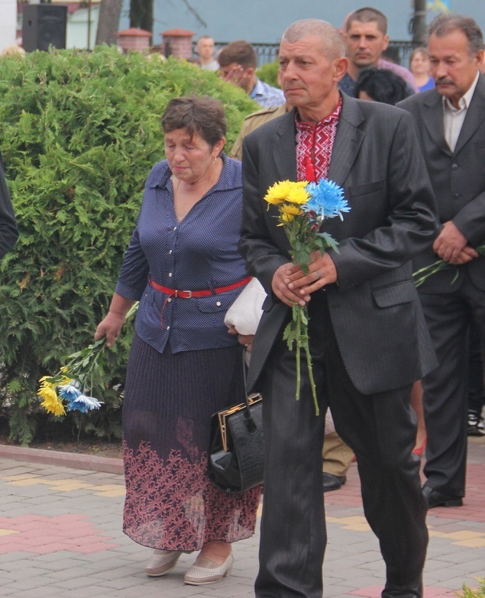 Батьки  Віктора Ліпського, який загинув у травні 2014 року