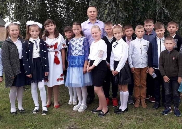 Юрій Магден з учнями