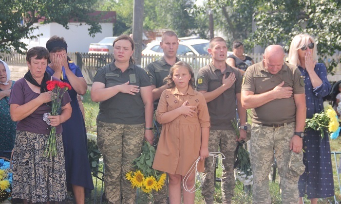 Рідні і побратими Олександра Глушка