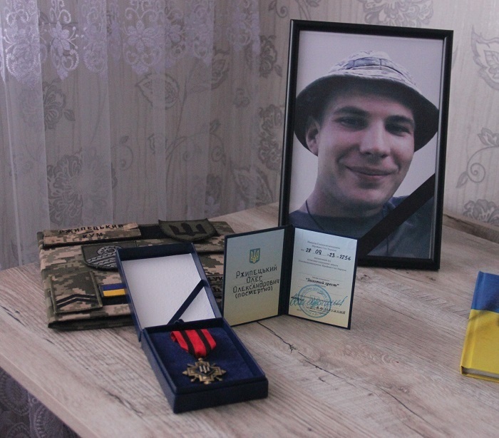 Наталя облаштувала куточок пам'яті Олега