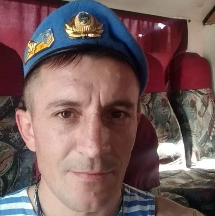 Під час проведення АТО Дмитро воював у складі 90-го десантно-штурмового батальйону