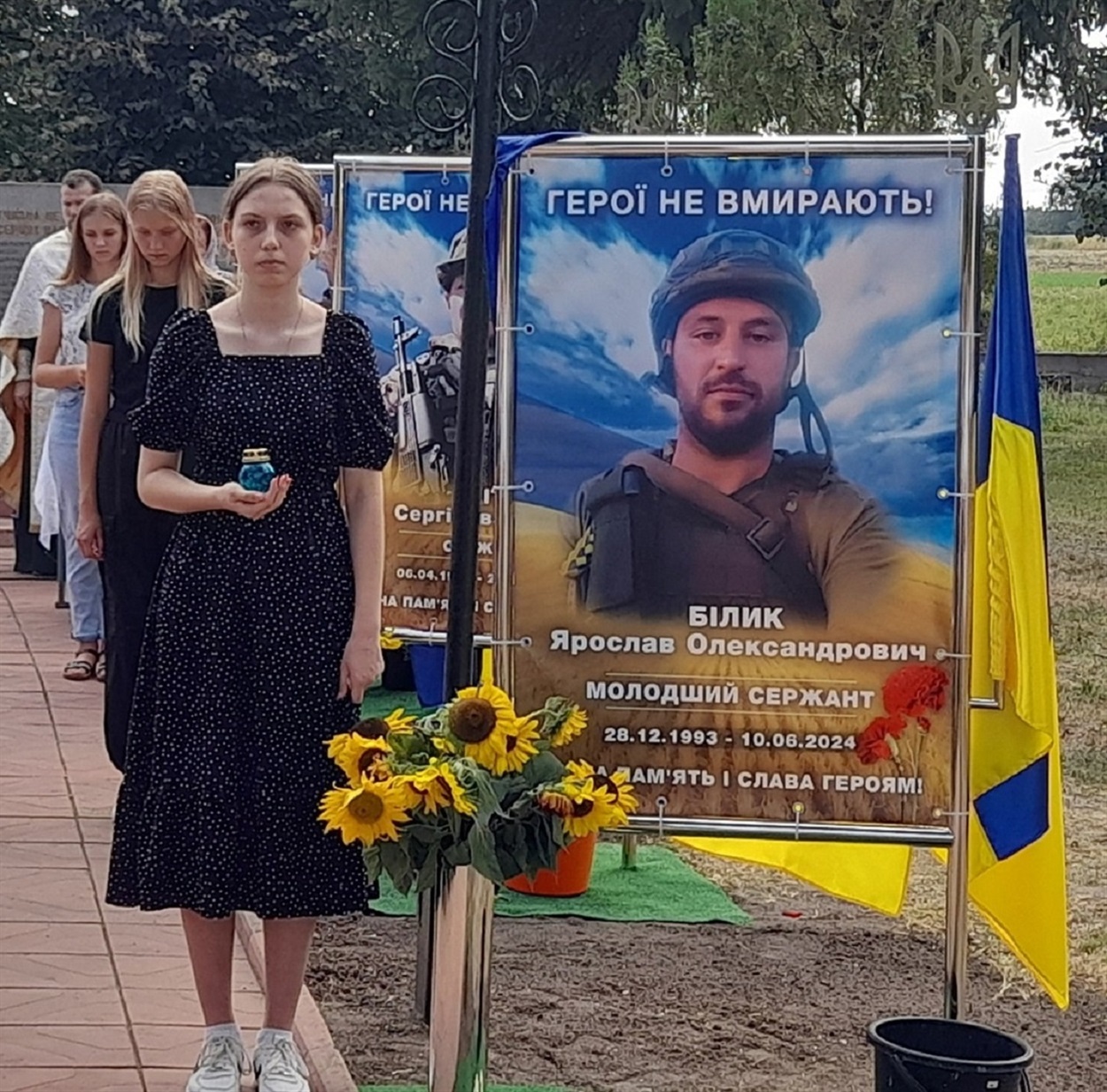 Портрет Ярослава БІлика на Алеї пам'яті у Писарівці