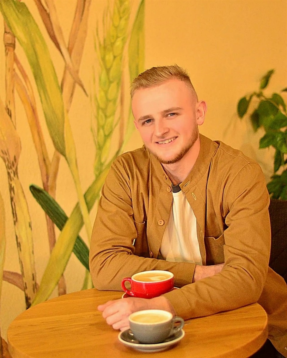 Анатолій Новіков