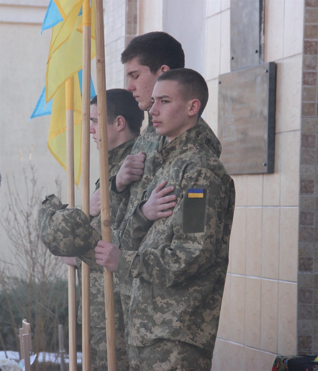 В Іванівській громаді увічнили пам’ять полеглого на війні з росією воїна-земляка