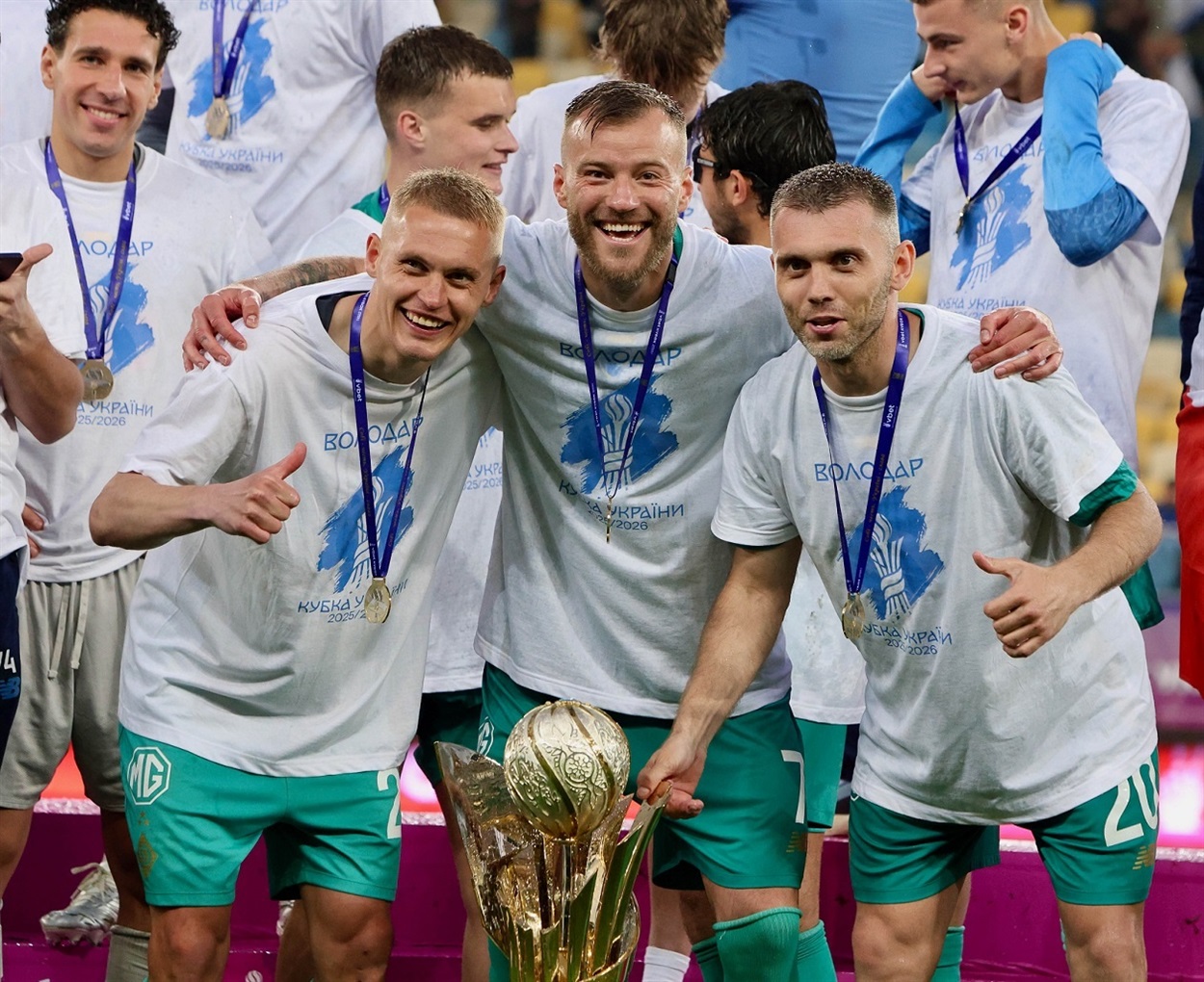 Ветерани "Динамо" - Віталій Буяльський(ліворуч), Андрій Ярмоленко, Олександр Караваєв