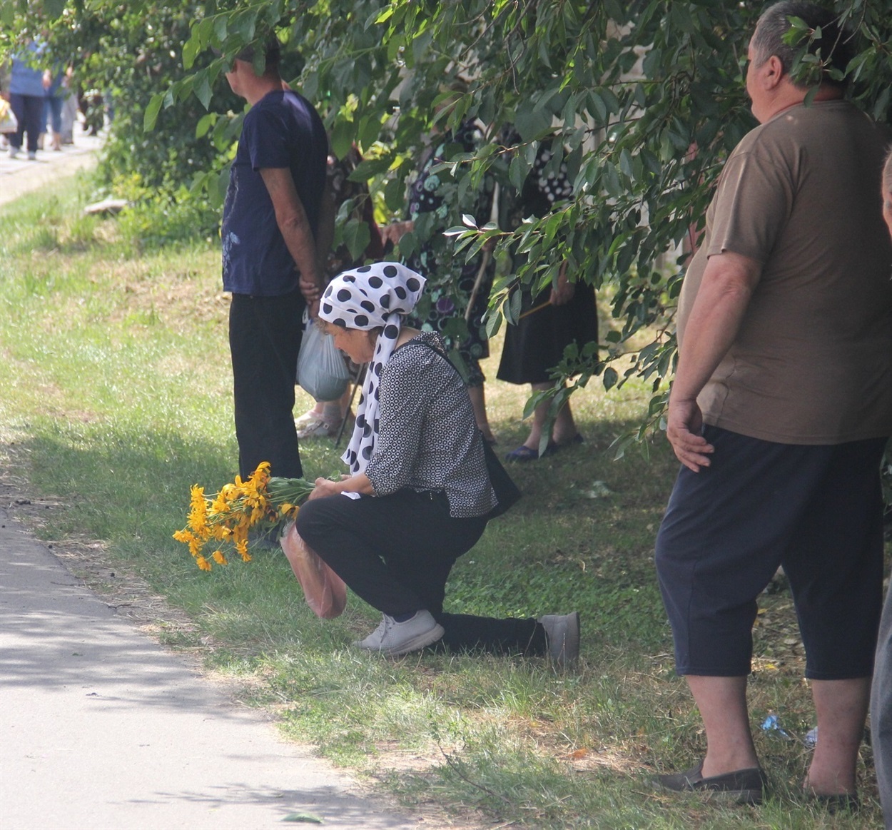 «Вічна пам’ять і честь тобі, побратиме!»: у Жигалівці попрощалися із полеглим морським піхотинцем